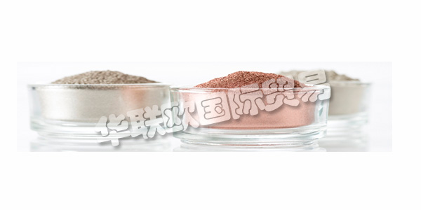 ECKART(始建于 1876 年)是國際領先的金屬顏料制造商，產品廣泛應用于油漆與涂料行業、制版印刷行業、塑料行業、輕質混凝土行業和化妝品行業。如今，他們的產品系列涵蓋各類金屬效果顏料，甚至包括成品金屬印刷油墨。此外，珠光顏料還進一步完善了他們的產品系列。