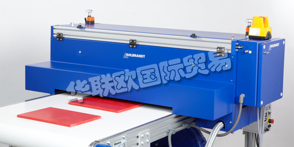 德國(guó)AHLBRANDT公司主要產(chǎn)品：AHLBRANDT電暈處理系統(tǒng),AHLBRANDT轉(zhuǎn)子噴霧系統(tǒng)，干燥機(jī)等。