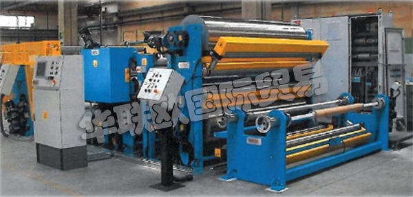 意大利COMERIO公司主要供應：非織造布加工機器、熱粘合壓延機、實驗室機器、特殊的高壓延機、超聲波壓延機、壓紋壓延機、熱軋系統、外圍鉆機缸、完整的熱粘合設備、橡膠加工機器、內部混合機、混合機、圓筒研磨機、特殊壓光機，切割單元、自動絡筒機、完整壓光系統)、飼料擠出機、壓光機、特殊壓光機、自動繞線機、壓花系統、用于壓延的成套設備。