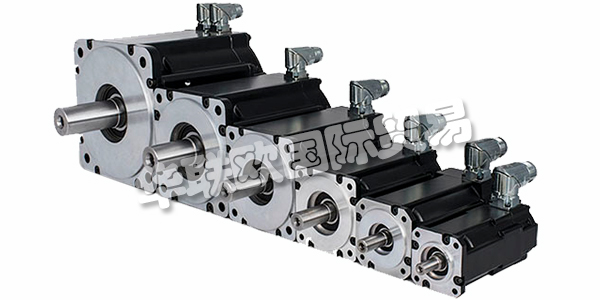 KOLLMORGEN成立于1916年，是全球領(lǐng)先的運(yùn)動控制系統(tǒng)專家。KOLLMORGEN成立100多年來一直在探索最先進(jìn)的運(yùn)動技術(shù)。他們?yōu)樽羁量痰膽?yīng)用程序和極端的操作環(huán)境提供可信賴的可靠產(chǎn)品。借助KOLLMORGEN運(yùn)動系統(tǒng)，AGV控制解決方案和自動化平臺，用戶可以解決難題。下文為您介紹KOLLMORGEN伺服電機(jī)。